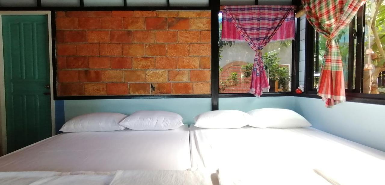 Sun Smile Pansiyon Ubon Ratchathani Dış mekan fotoğraf