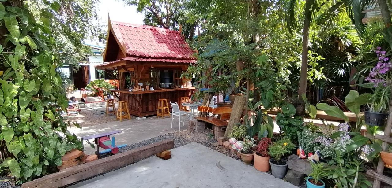 Sun Smile Pansiyon Ubon Ratchathani Dış mekan fotoğraf